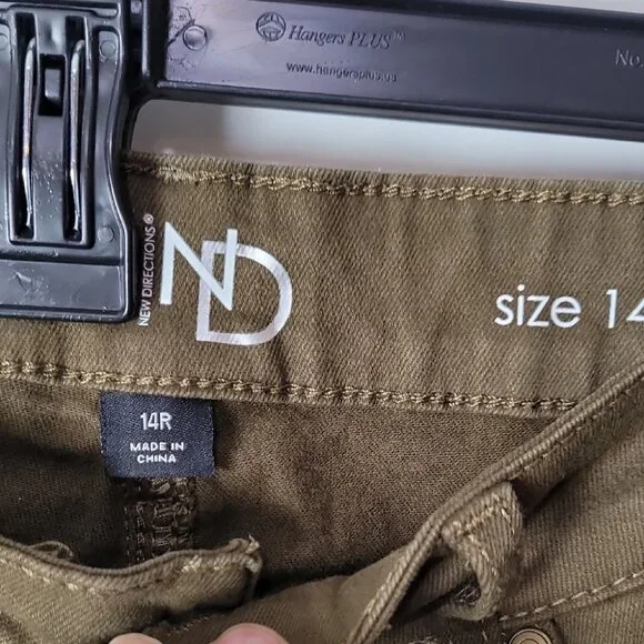 New Directions Olive Green Womens Pants Size 14P Button Detail Ankle Hem Casual - Picture 5 of 15